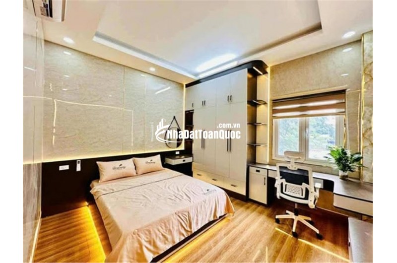 Nhà Phan Đăng Lưu, Quận Phú Nhuận – 66m² – Vị trí đắc địa – Giá 13.5 tỷ